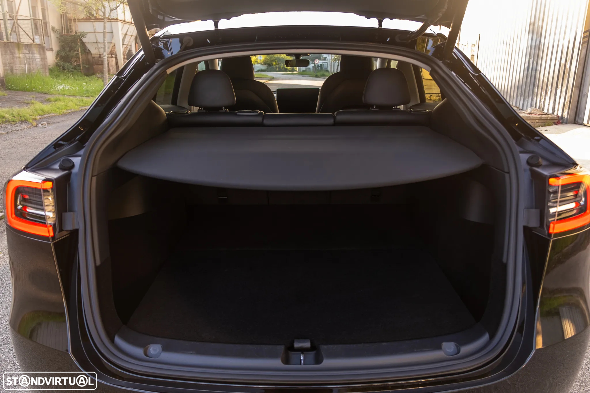 Tesla Model Y Long Range Tração Integral - 15