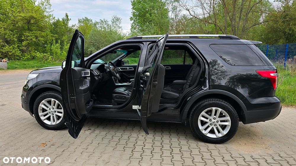 Ford Explorer - 13