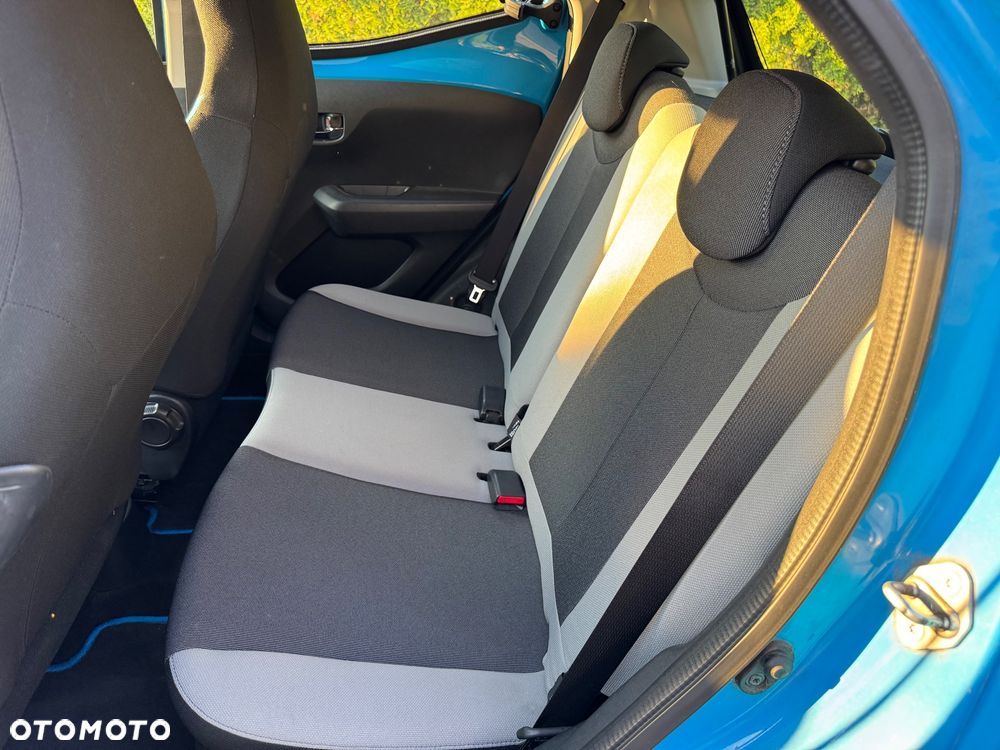 Toyota Aygo x-play Edition-S - 18