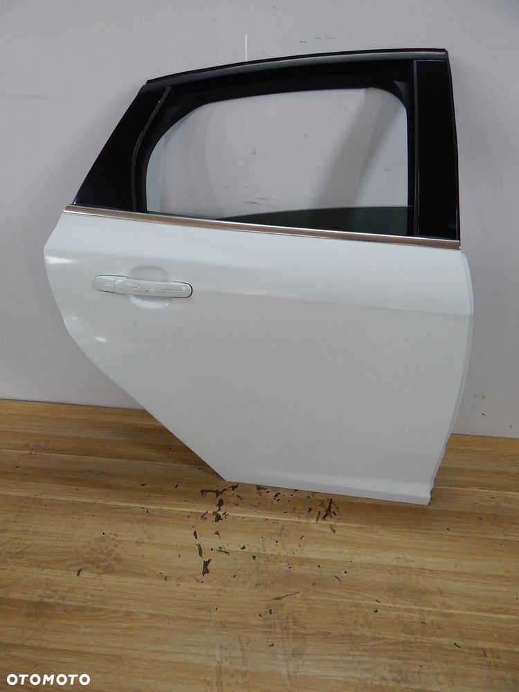 Drzwi lewy prawy tył Ford Focus MK3 10-18 HTB  biała 5F Łuków części - 4