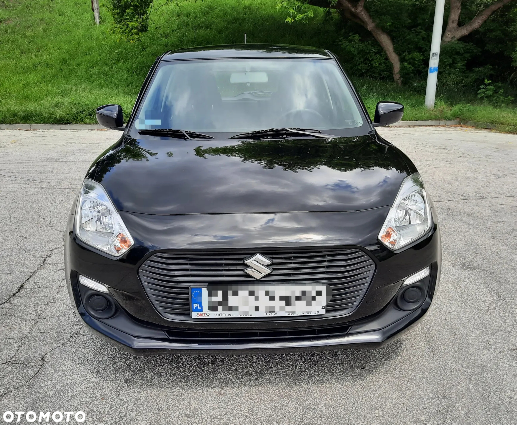 Suzuki Swift 1.2 Premium Plus - 12
