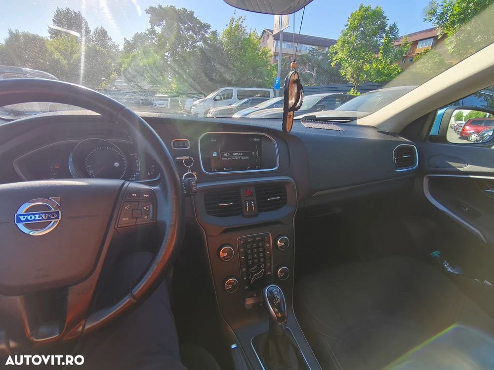 Volvo V40 D2 Geartronic - 3
