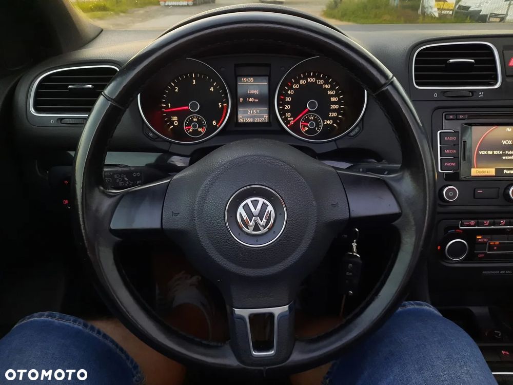 Volkswagen Golf 1.6 TDI Comfortline - 26