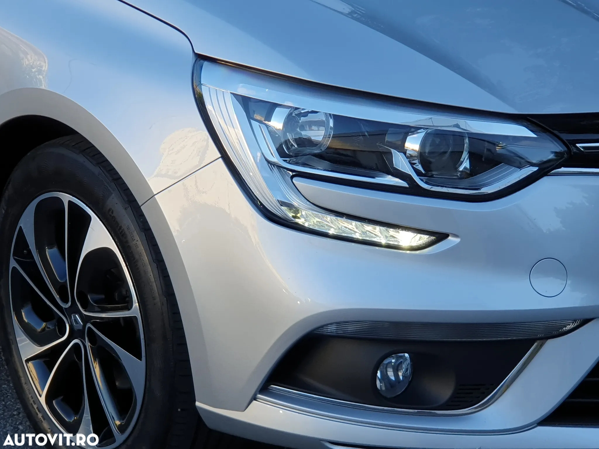 Renault Megane Grandtour ENERGY dCi 110 Start & Stopp Paris Business - 32