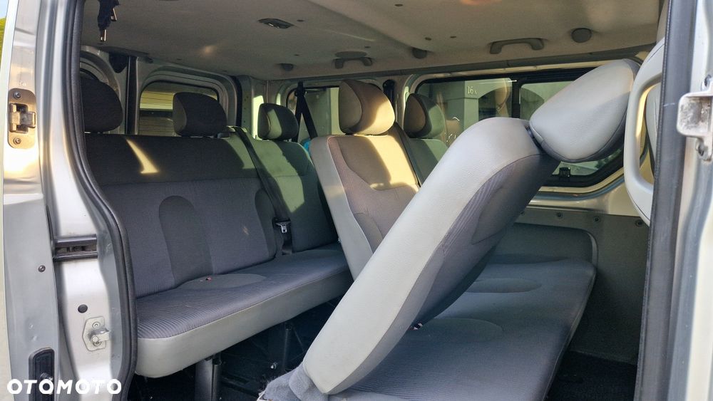 Opel Vivaro - 13
