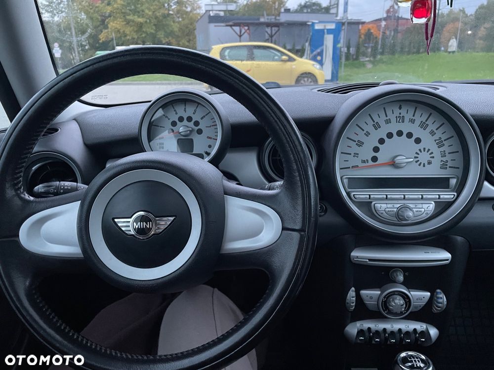 MINI ONE - 17