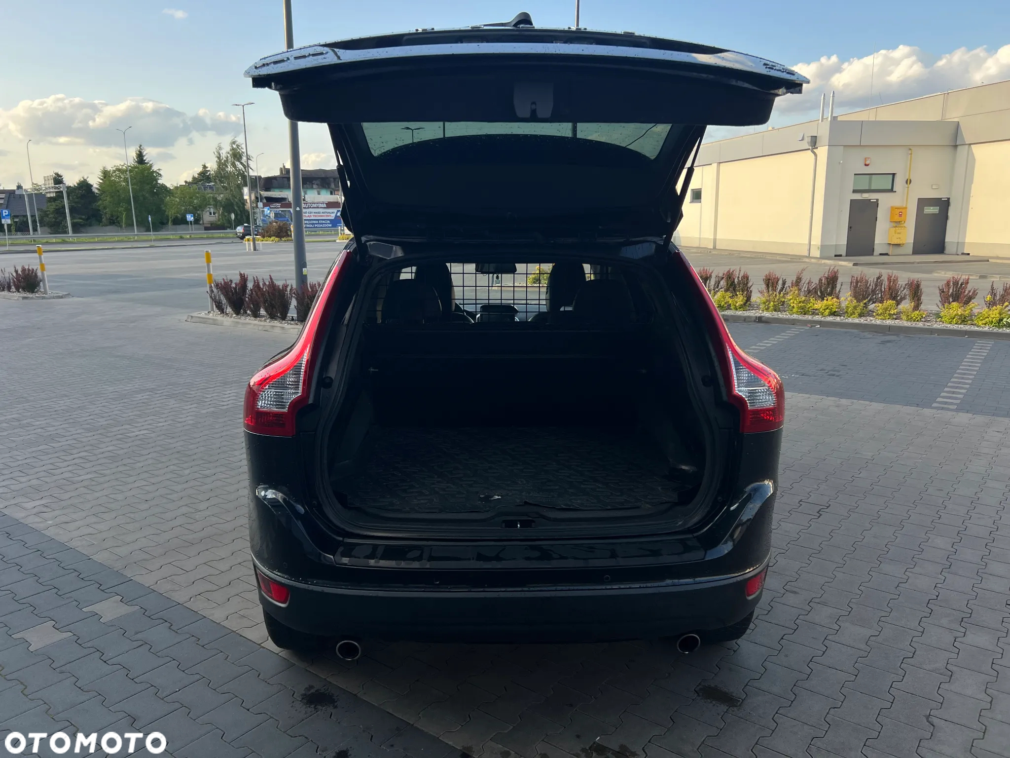 Volvo XC 60 T6 AWD Kinetic - 29