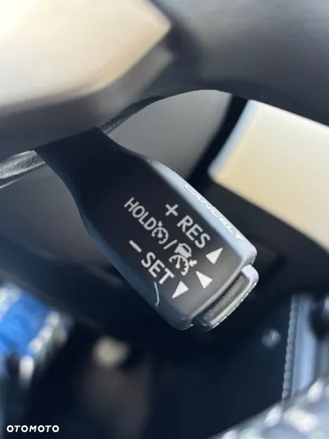 Lexus NX 300h F Impression AWD - 31