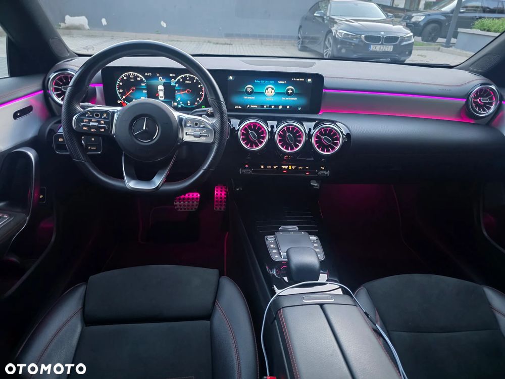 Mercedes-Benz CLA 180 AMG Line 7G-DCT - 9