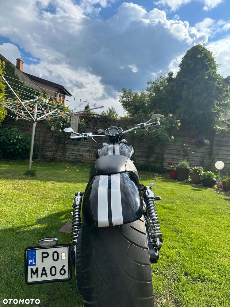 Harley-Davidson V-Rod Street Rod - 3