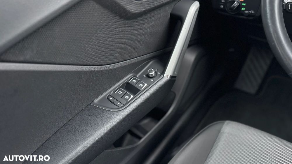 Audi Q2 35 TFSI S tronic sport - 24