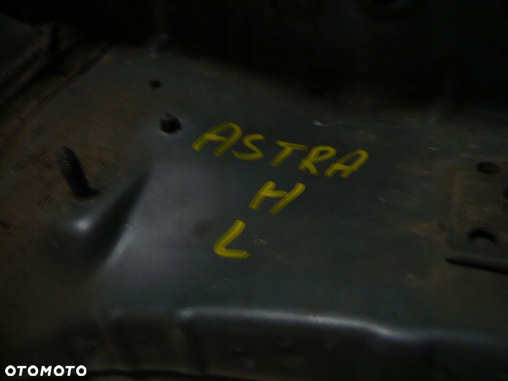 podłużnica lewa lub prawa opel astra h - 2