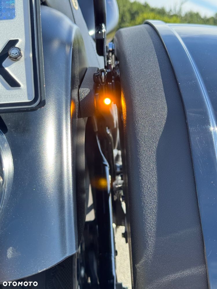 Harley-Davidson Softail Low Rider - 31