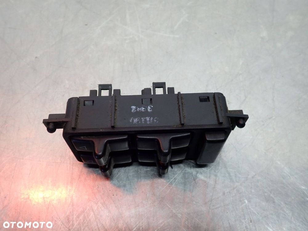 PANEL STEROWANIA SZYB JEEP GRAND CHEROKEE I - 2