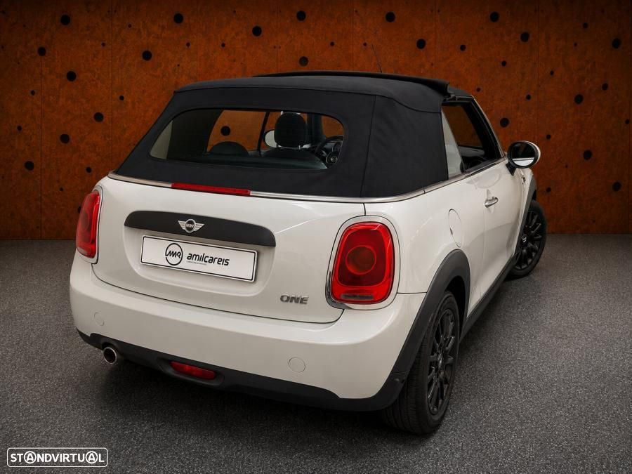 MINI Cabrio One Classic — fotografia 4
