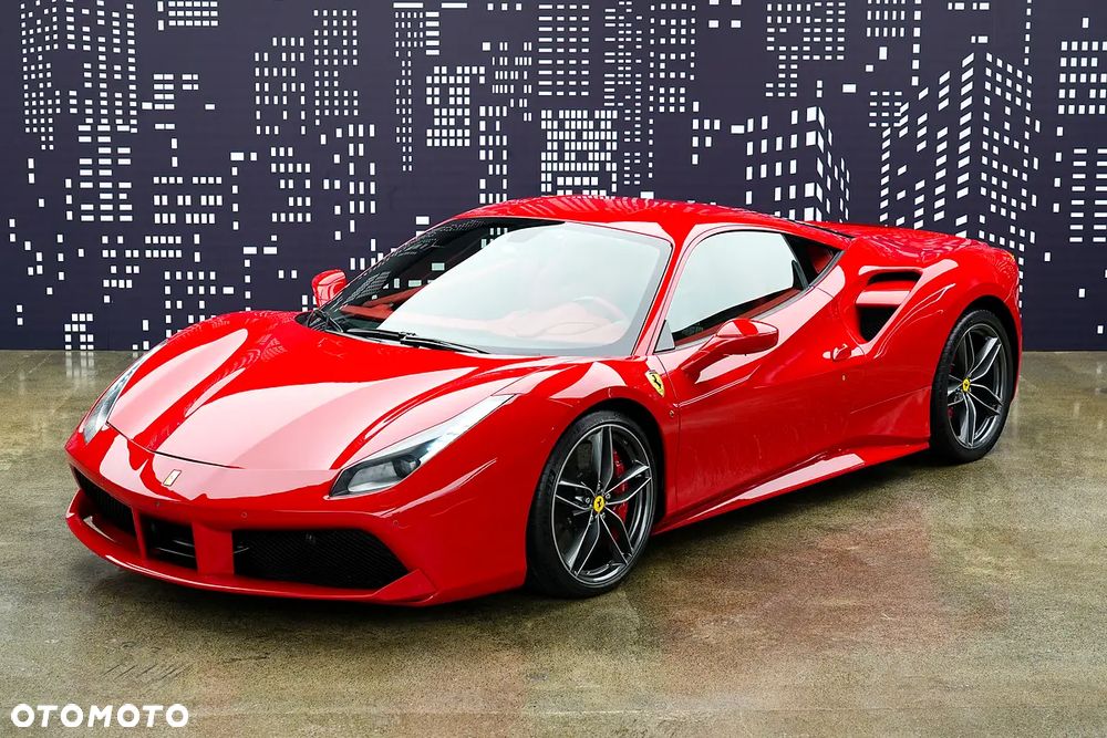 Ferrari 488 - 2
