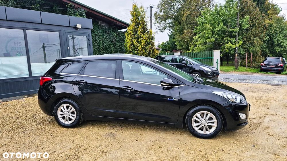 Hyundai i30 1.6 Fifa World Cup Edition - 9