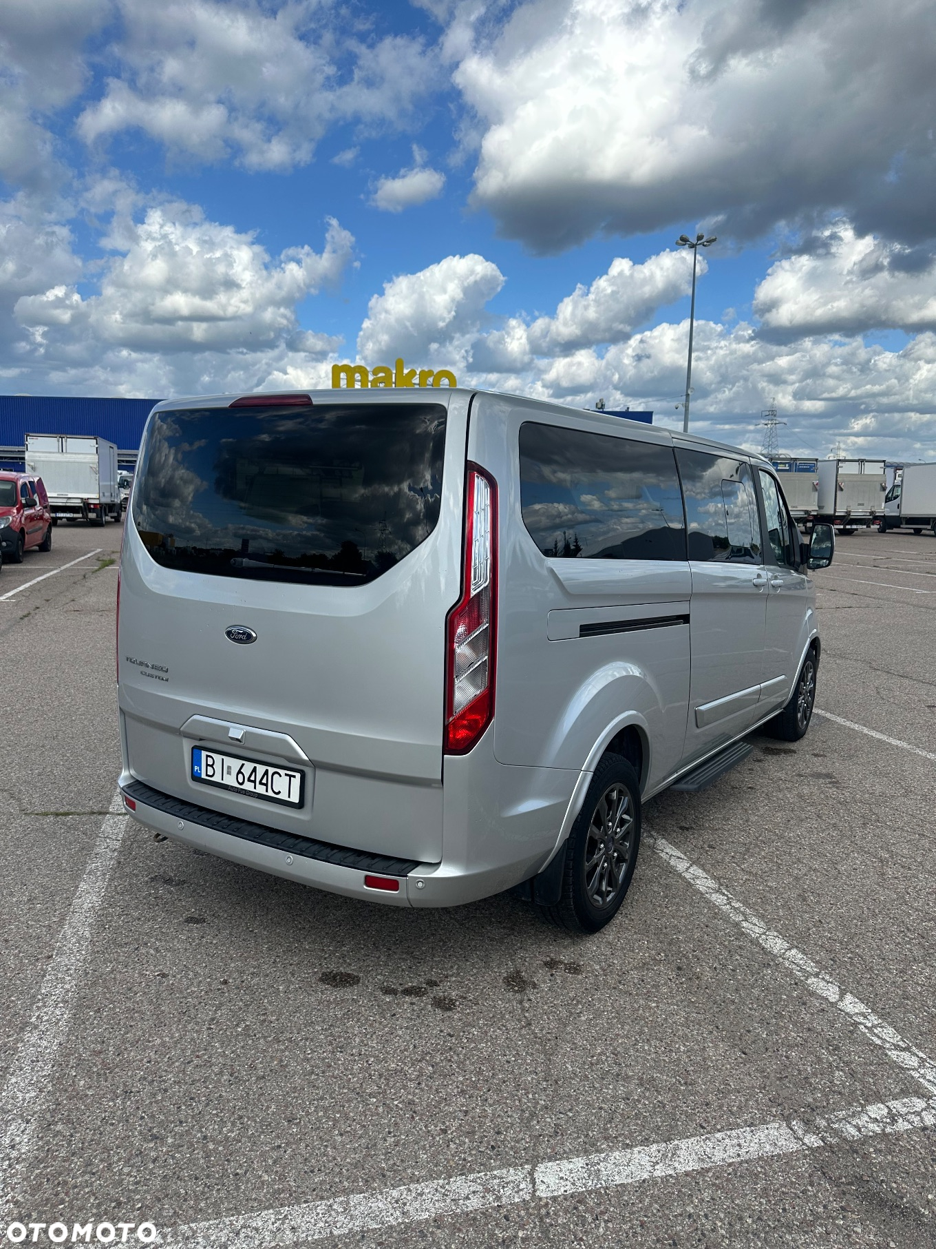 Ford Tourneo Custom 2.0 EcoBlue L2 Titanium SelectShift - 2
