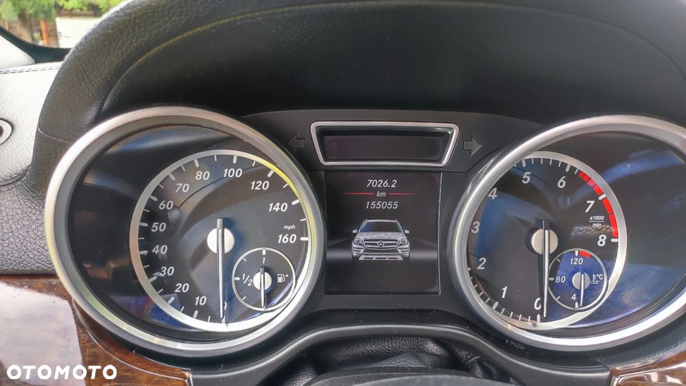 Mercedes-Benz GL 500 4-Matic - 23