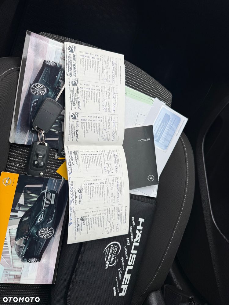 Opel Insignia - 37