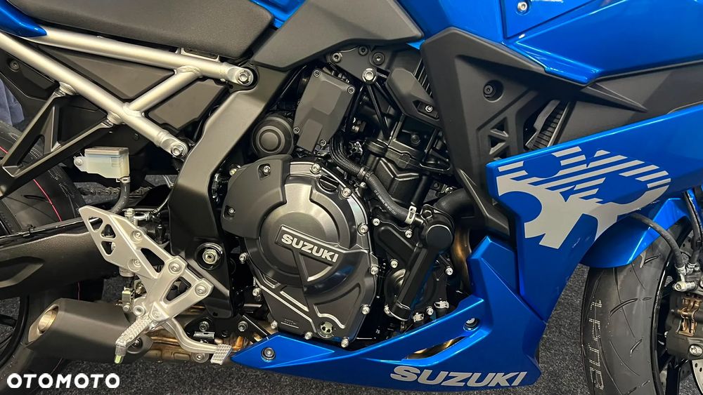 Suzuki GSX-R - 18