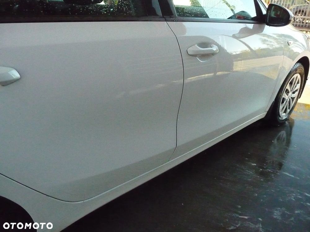 Kia Ceed - 5