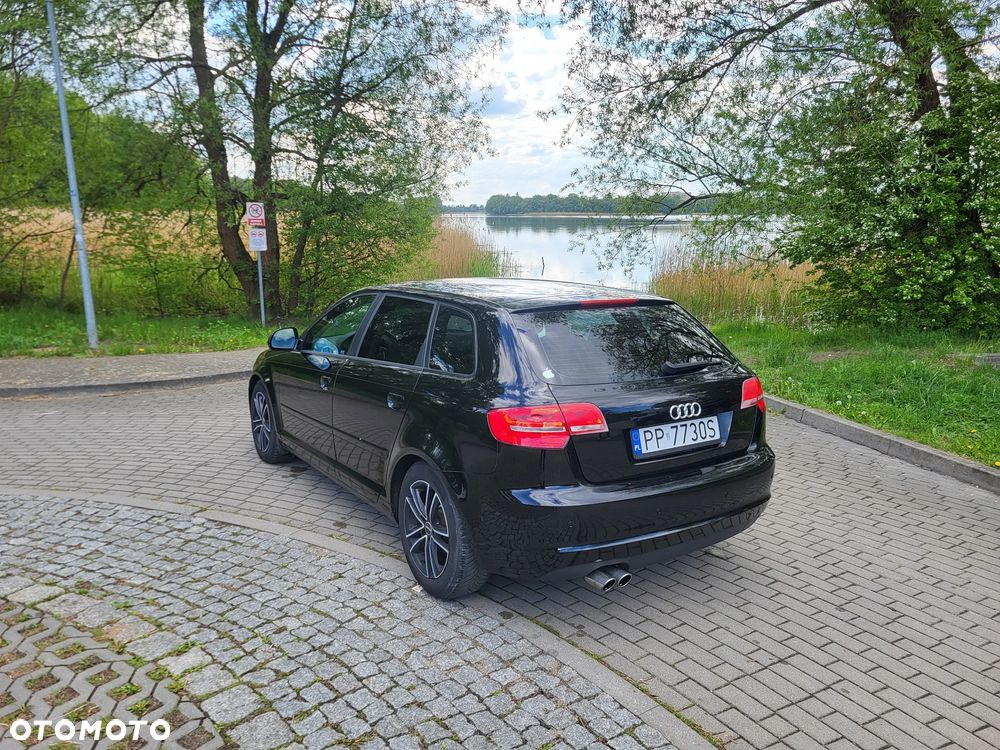 Audi A3 Sportback 2.0 TDI DPF S tronic Ambition - 4