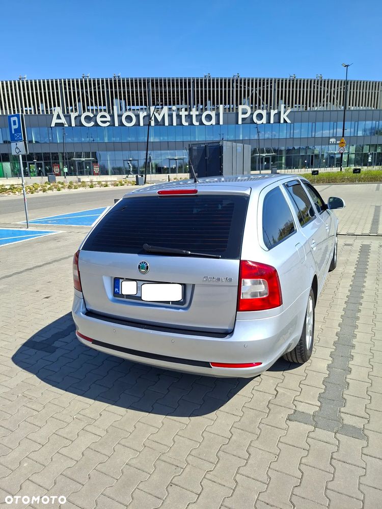 Skoda Octavia 2.0 TDI DPF Elegance - 19