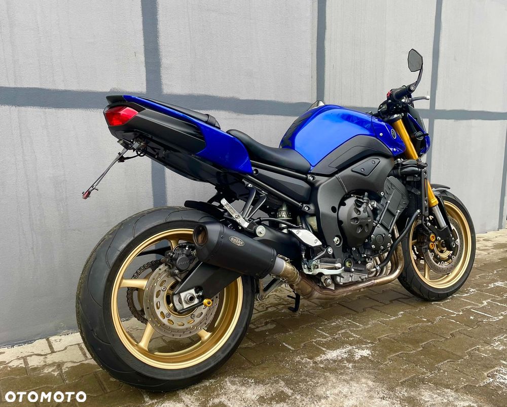 Yamaha FZ8 - 6