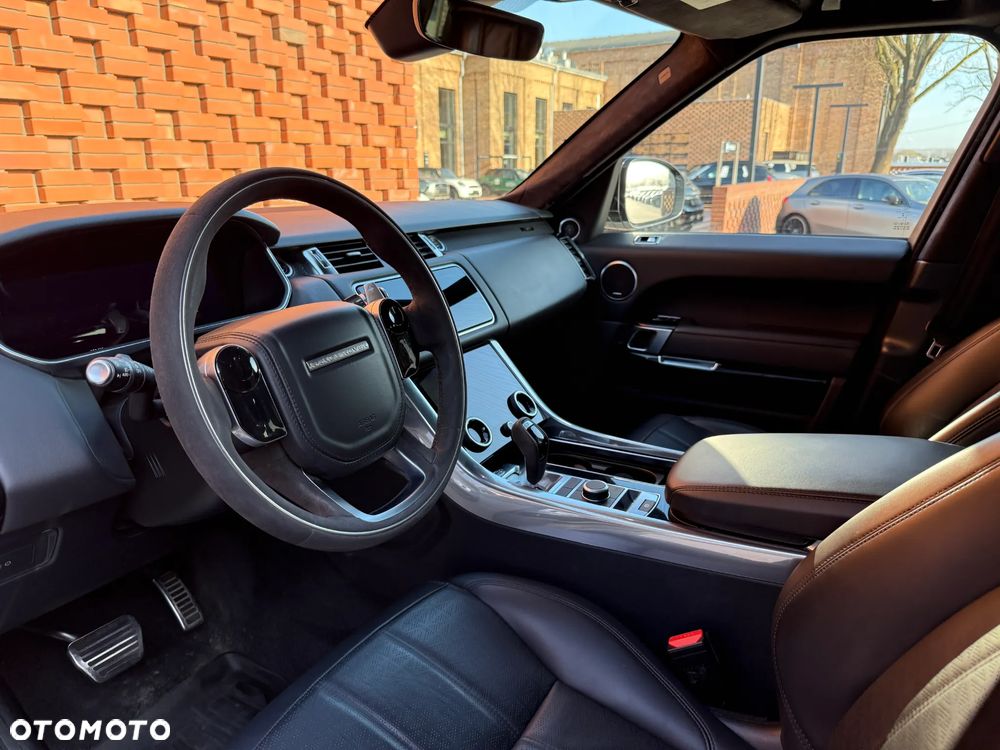 Land Rover Range Rover Sport - 11