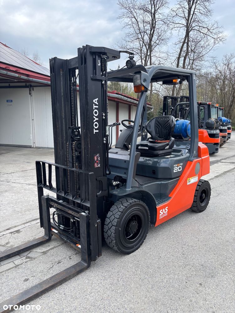 Toyota 8FGF20 GWARANCJA LPG triplex DOSTAWA 53 900 NETTO - 3