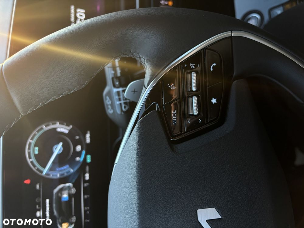 Kia Niro 1.6 GDI Hybrid Business Line - 18
