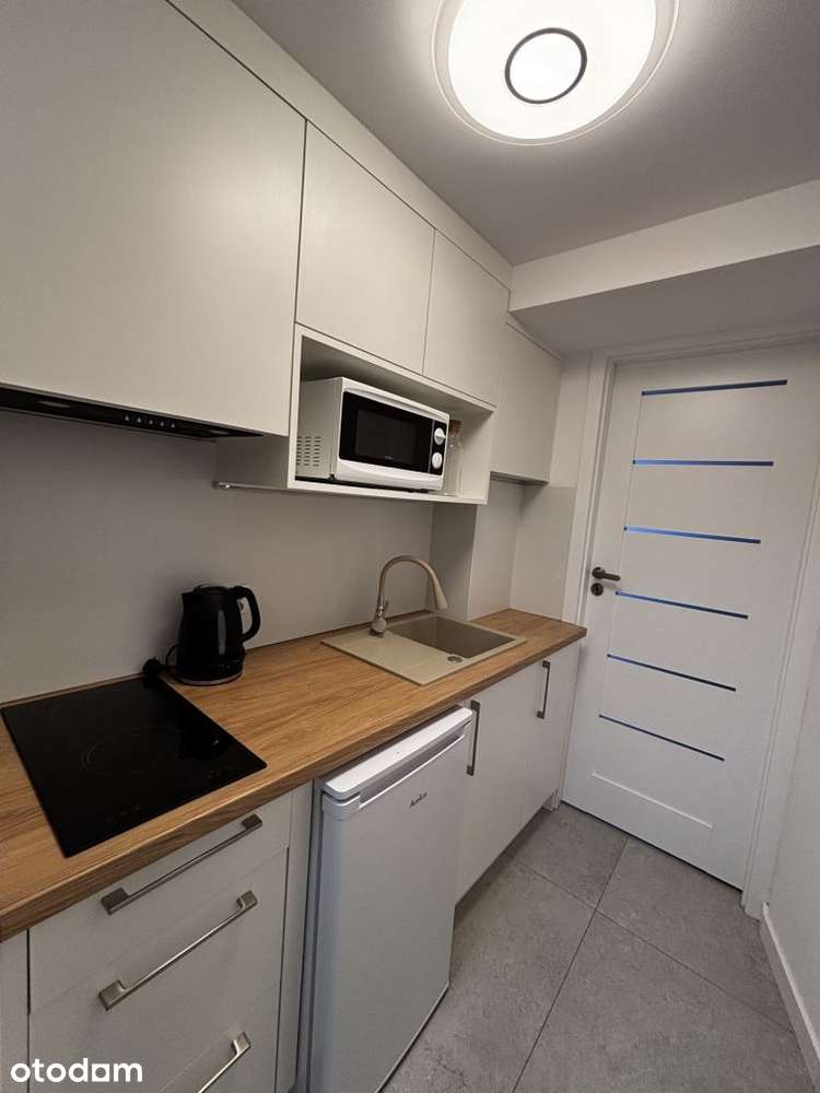 Studio z ogródkiem i parkingiem Mokotów