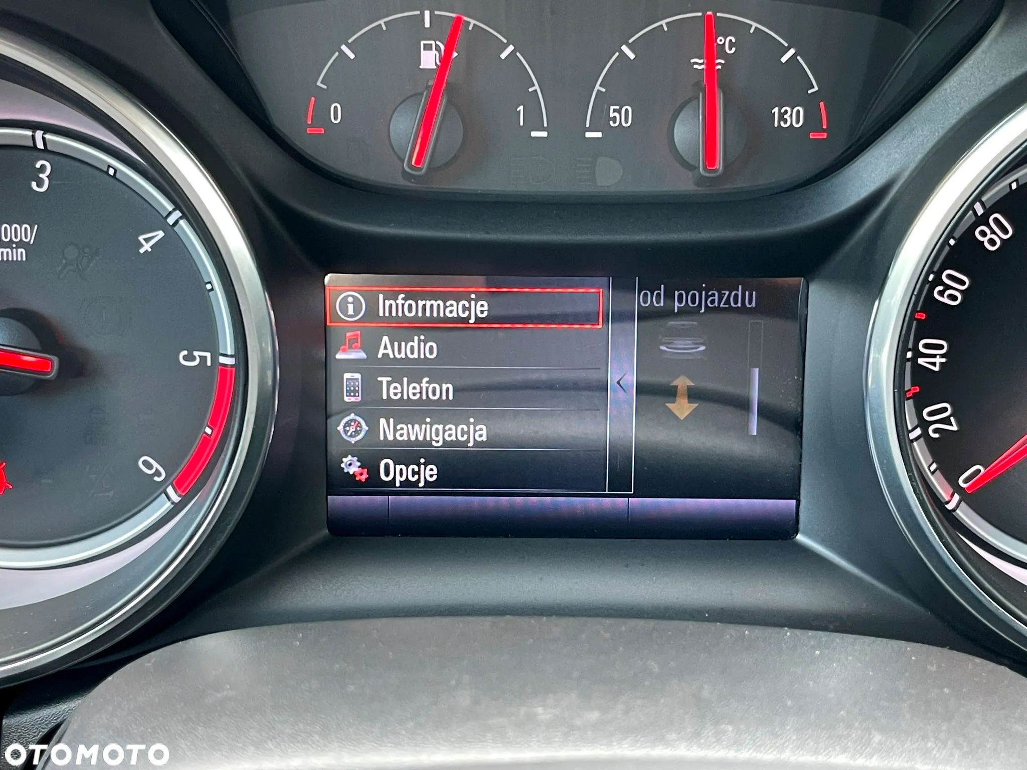 Opel Astra IV 1.6 CDTI Cosmo - 32