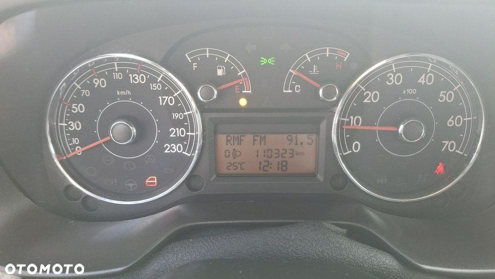 Fiat Grande Punto - 8