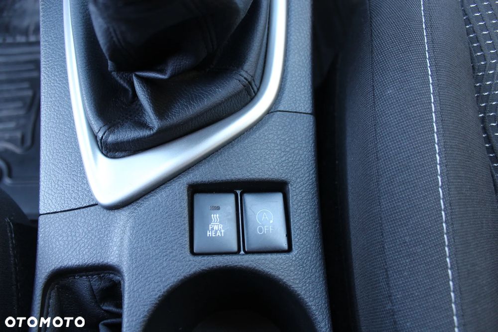 Toyota Auris 2.0 D-4D Comfort - 15