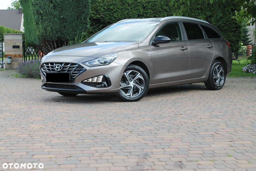 Hyundai i30 1.5 T-GDI 48V-Hybrid EDITION 30+ - 9