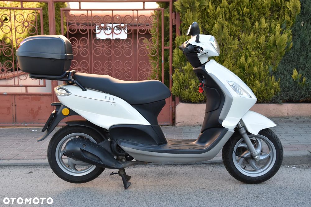Piaggio FLY - 5