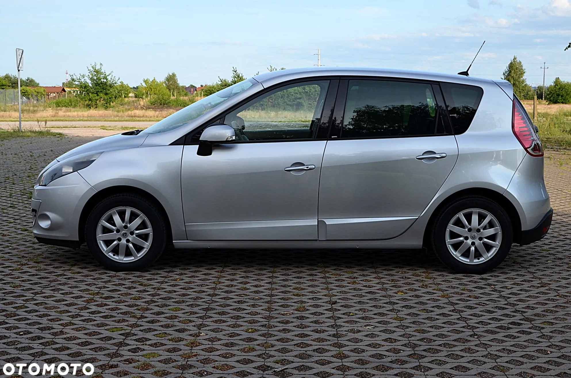 Renault Scenic 2.0 16V Expression - 2
