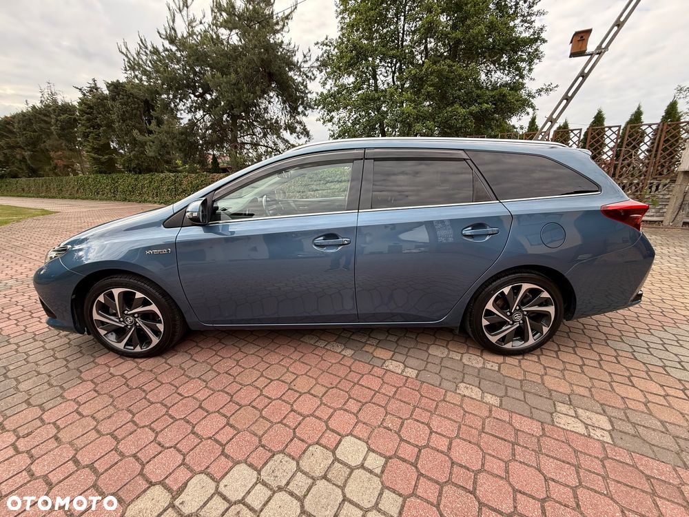 Toyota Auris - 4
