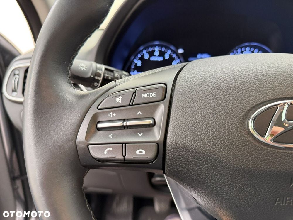 Hyundai i30 - 23