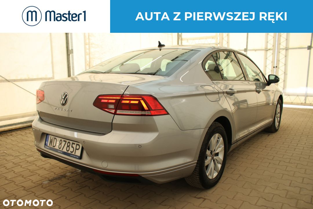Volkswagen Passat 1.5 TSI EVO Essence DSG - 4
