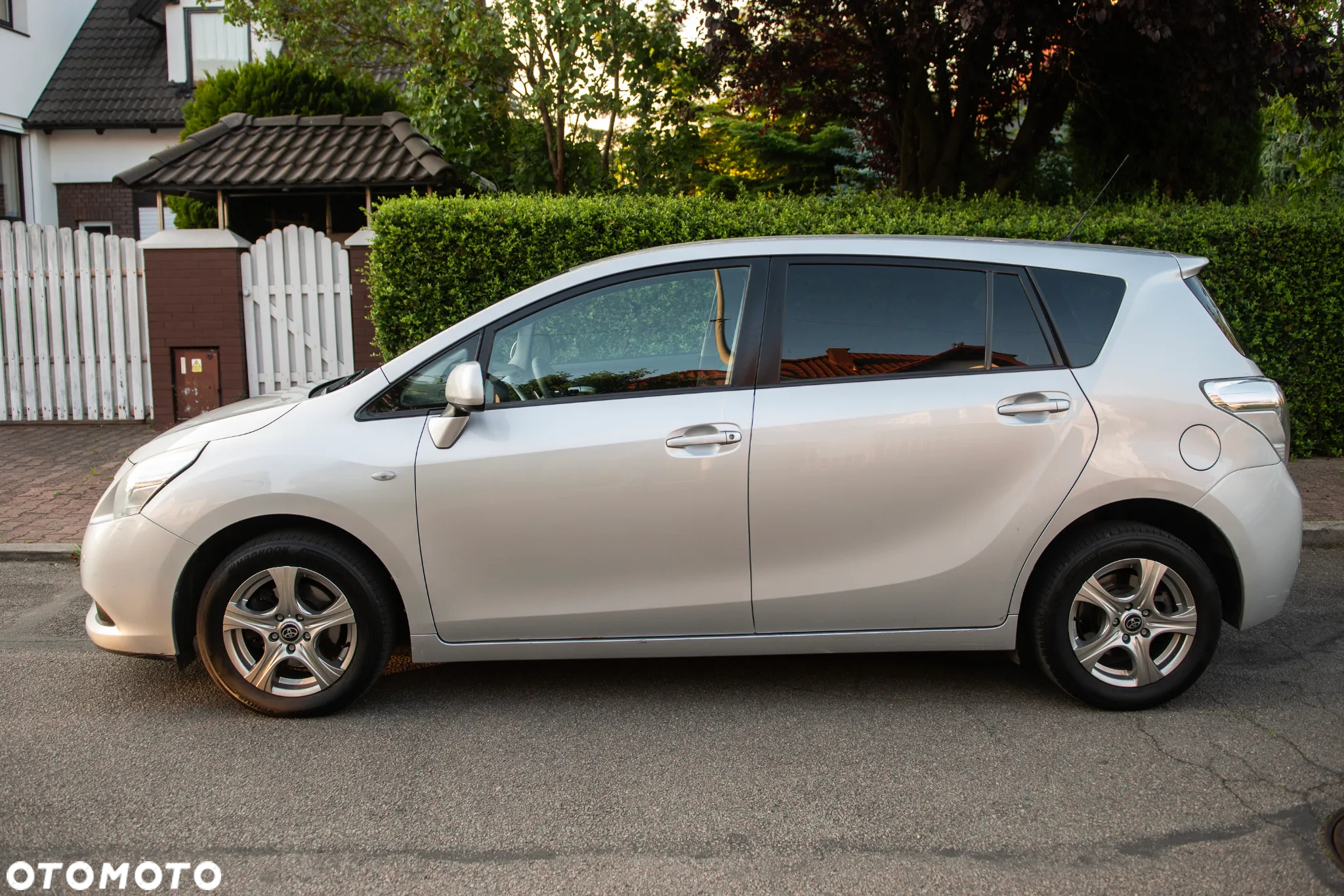 Toyota Verso 1.8 7-Sitzer Executive - 11
