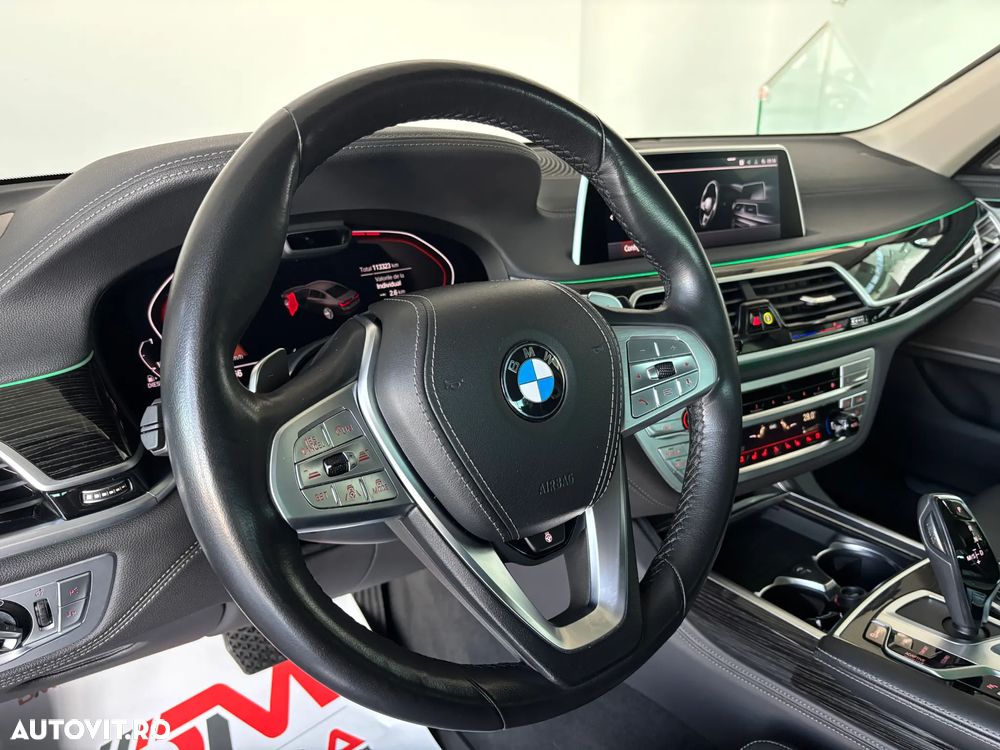 BMW Seria 7 730d xDrive - 9