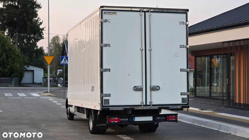Iveco 50C15 / 3.0 150KM / KONTENER 10 PALET / BLIŹNIAKI / SALON POLSKA - 15