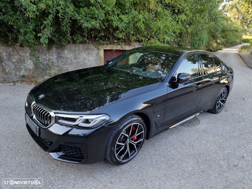 BMW 530 e Pack M - 1