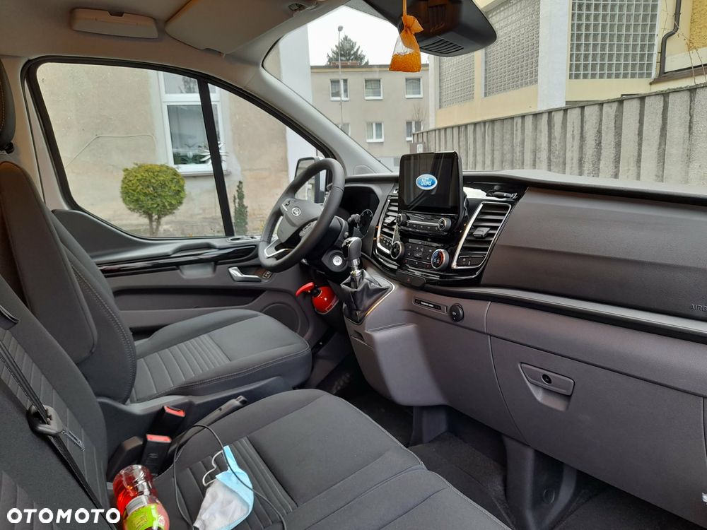 Ford Transit Custom - 10