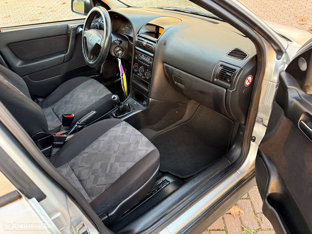 Opel Astra 1.4 Club - 12
