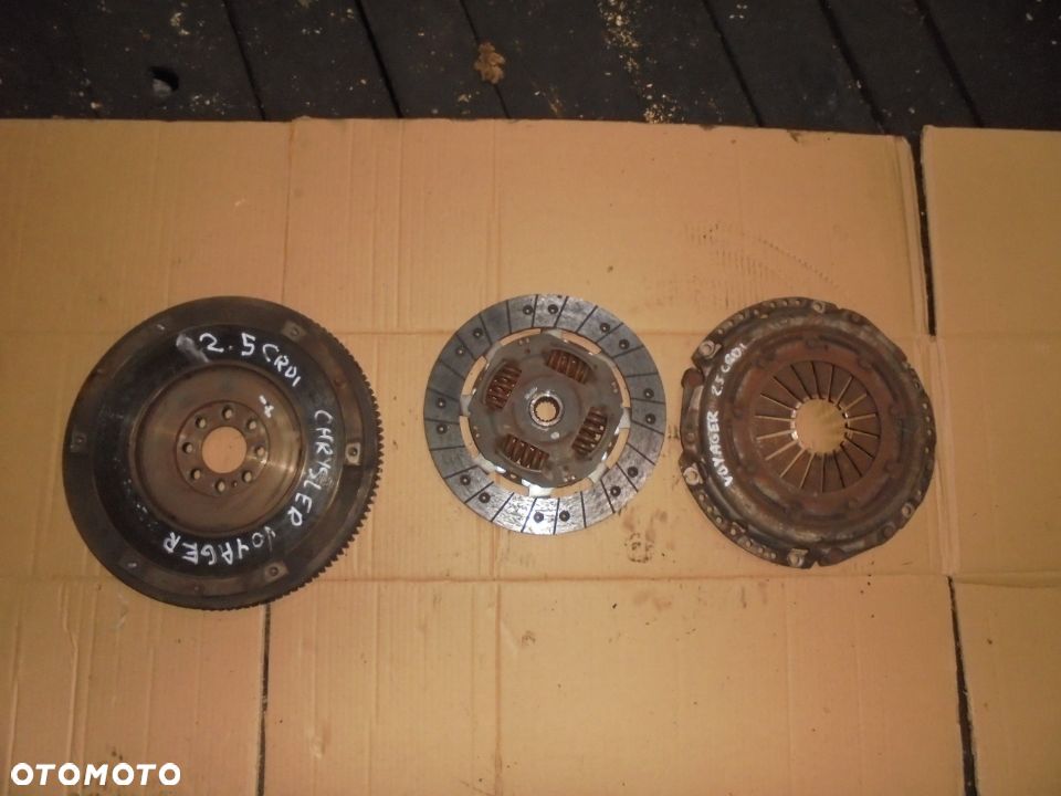 SPRZEGLO KOLO TARCZA DOCISK VOYAGER IV 01-07 2.5 CRD