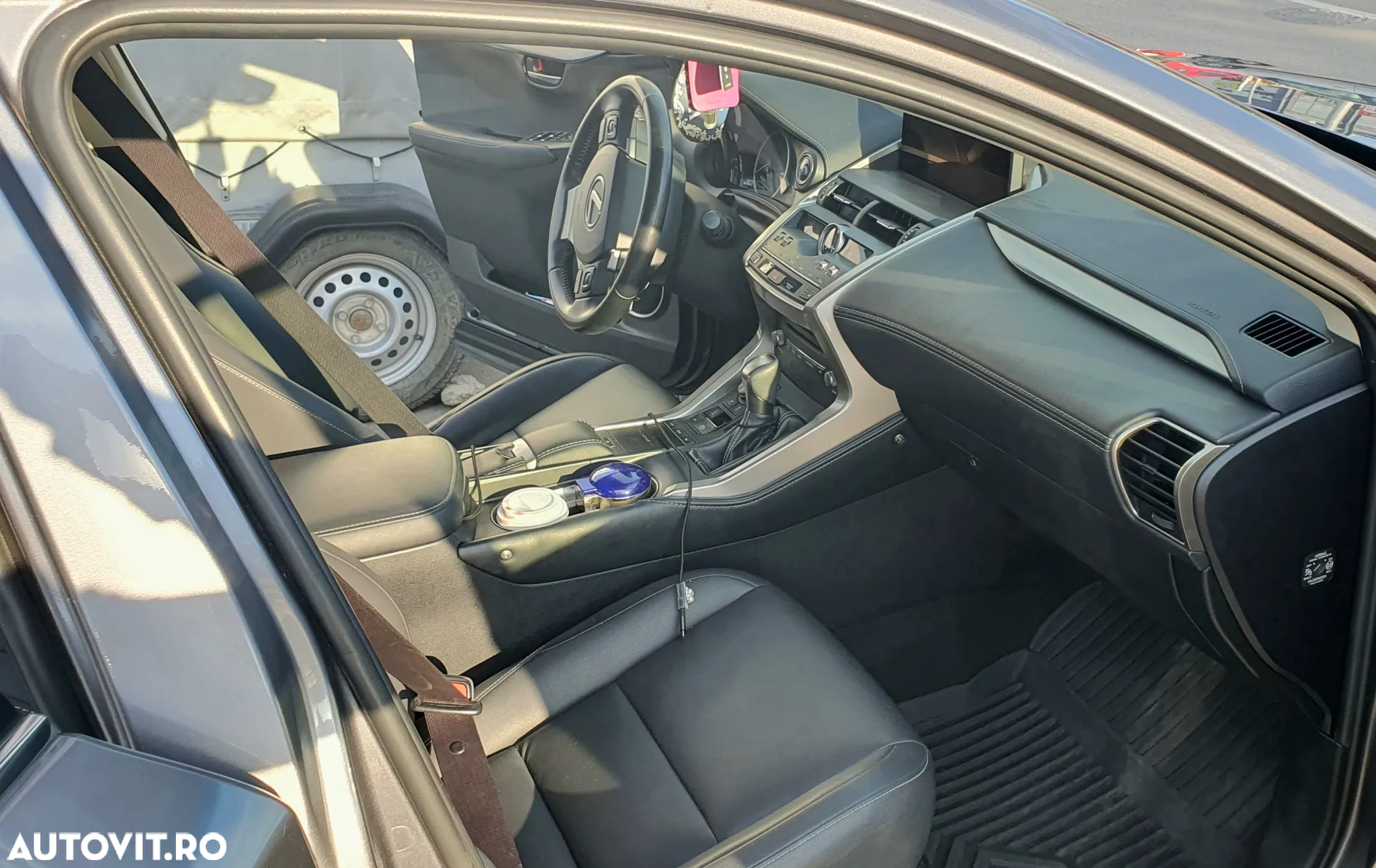 Lexus Seria NX 300h - 5